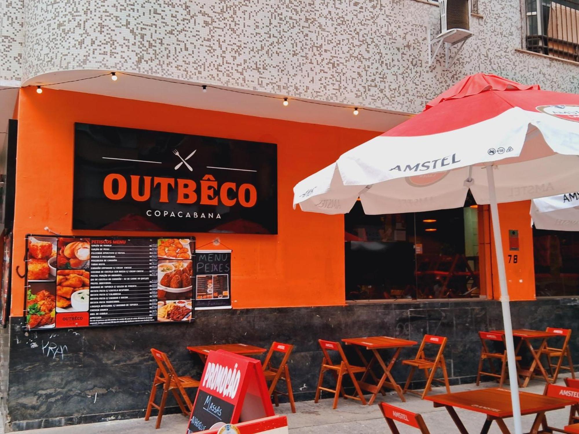 Tres Quartos Em Copacabana