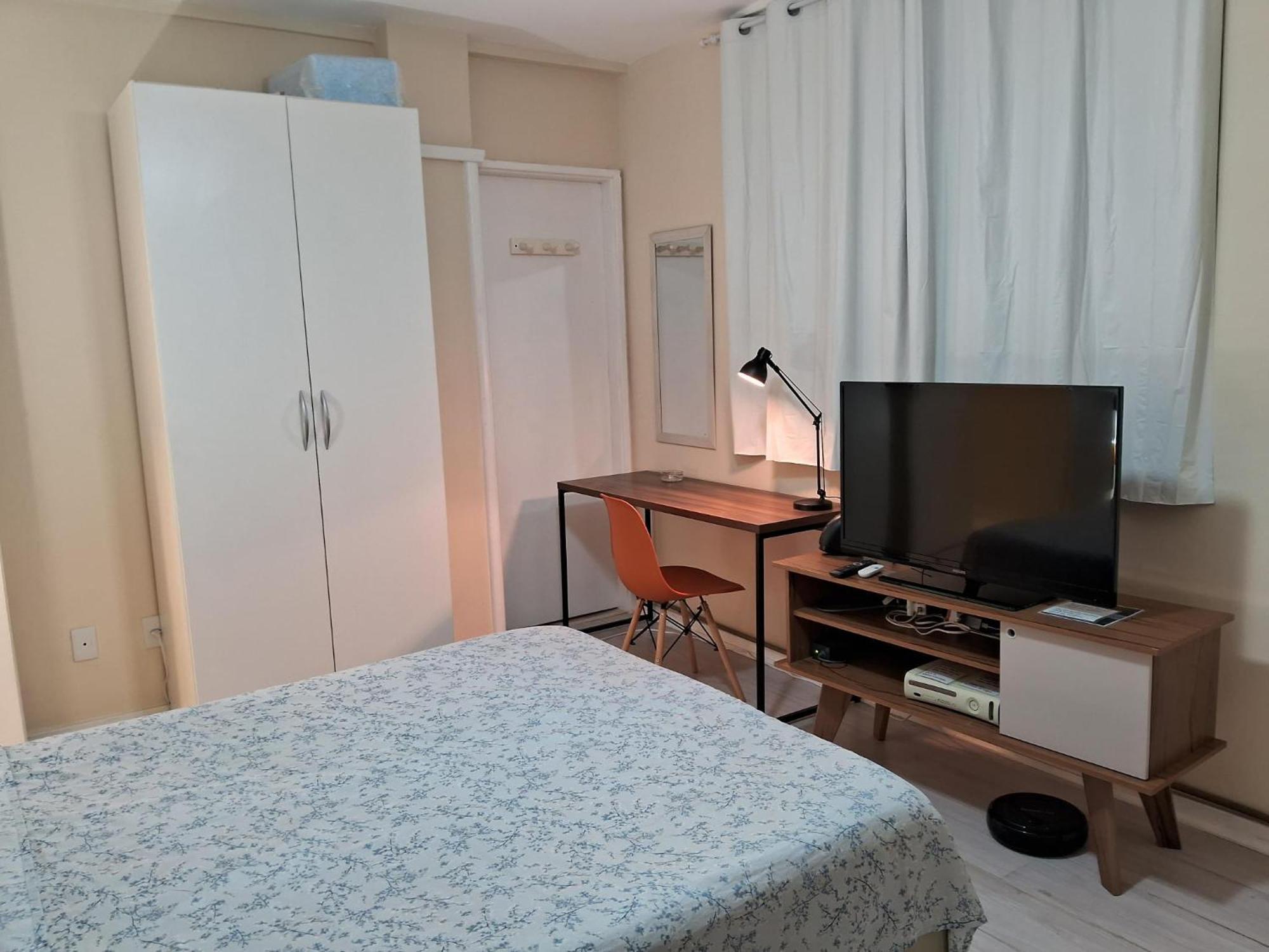 Tres Quartos Em Copacabana