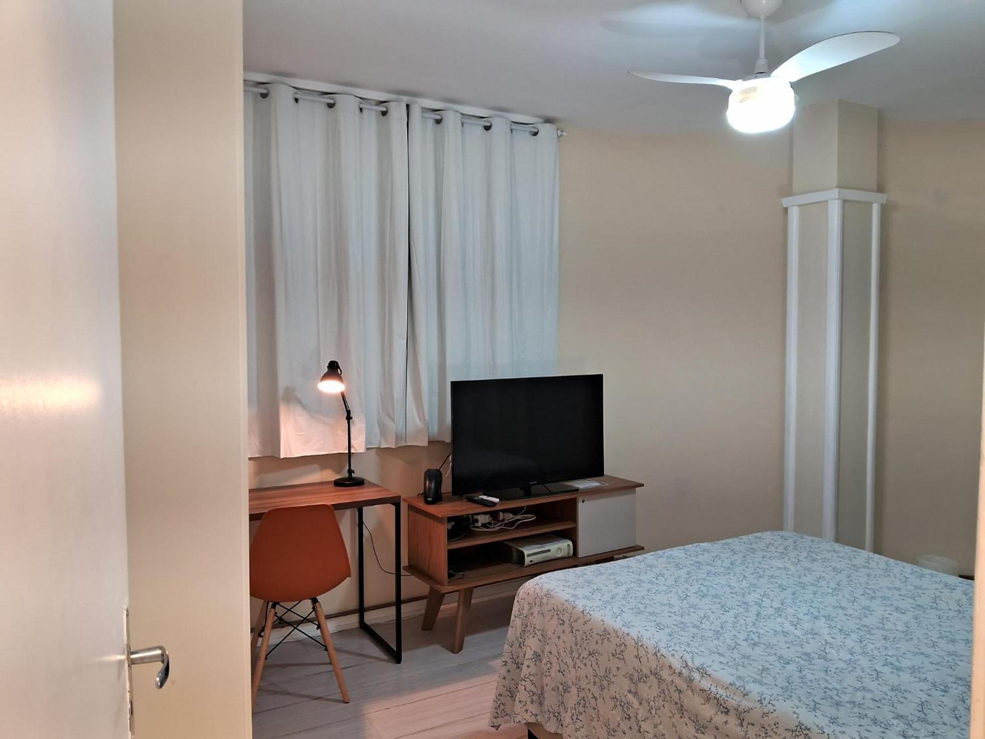 Tres Quartos Em Copacabana
