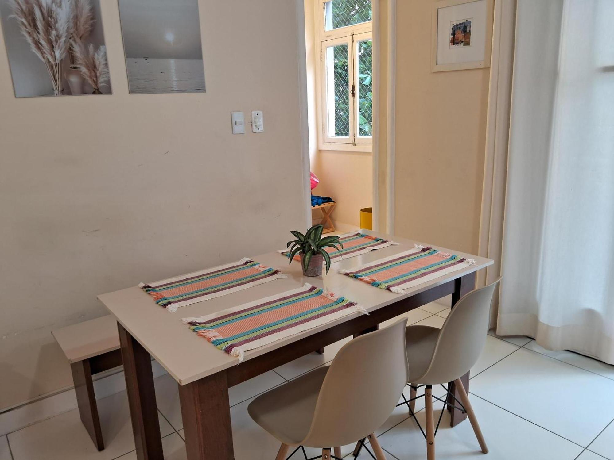 Tres Quartos Em Copacabana Apartamento
